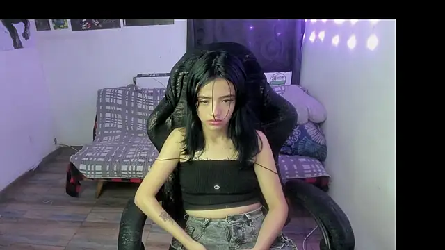 Candy__Girll18's cam snapshot