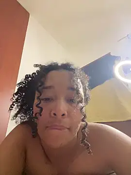 Nia13's cam snapshot