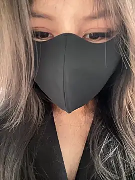 Carlin-yiyi live sex cam