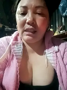 sary-hot2x's cam snapshot