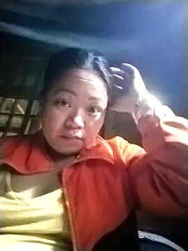 AlilaK2's cam snapshot