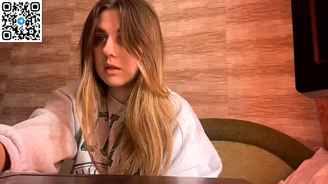 LovelySilk_63 live sex cam