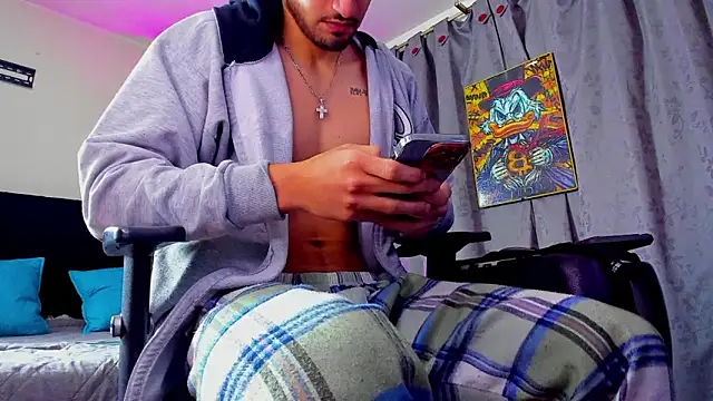 Giomar_Reyes's cam snapshot