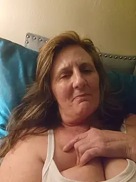 HotAzMilf live sex cam