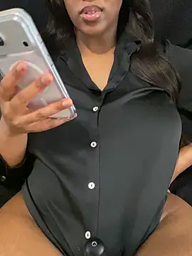 CaramelGoddess1's cam snapshot