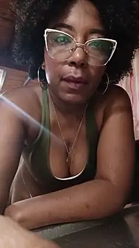 ChanneldelaCroix's cam snapshot