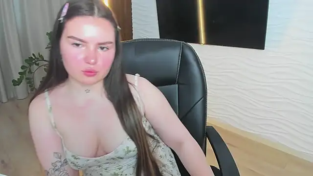 Mia_Milkvey's cam snapshot