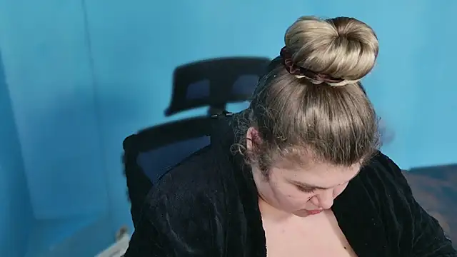 Allyy_baby's cam snapshot