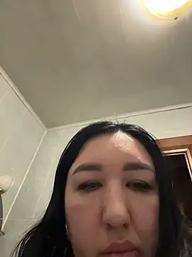 Naughtbaby_2025 live sex cam