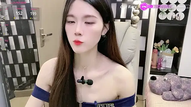 Yueyue-MM live sex cam