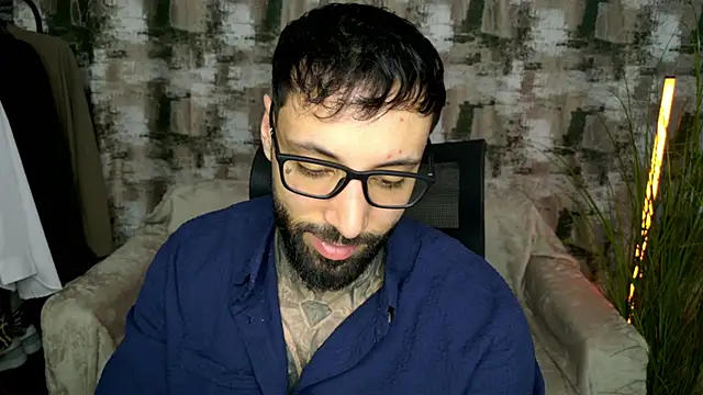 MasculineGuy99 live sex cam