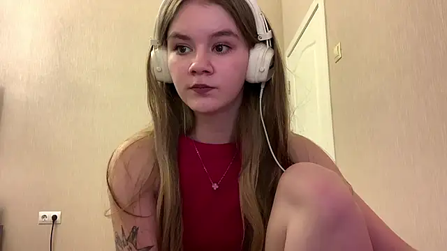 AgnesShy_'s cam snapshot