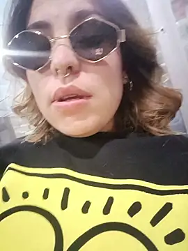 Kennya_Rodriguez live sex cam