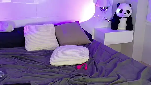 Kiralimme_'s cam snapshot