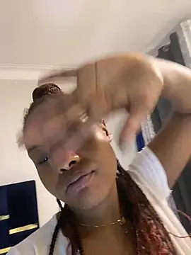 Dellah27 live sex cam