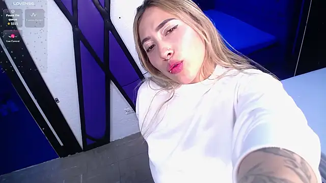 _ManuVeelez live sex cam