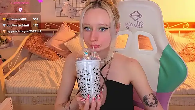 Katia_Kim live sex cam