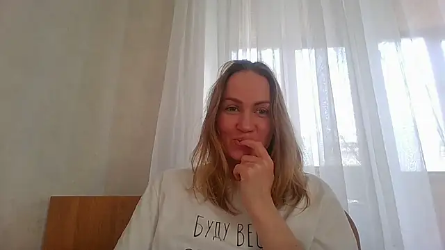 Thavione live sex cam