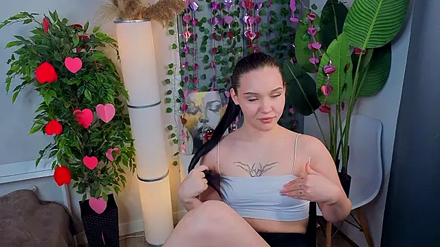 RoxannRunk's cam snapshot