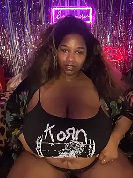 BigFineSelena live sex cam