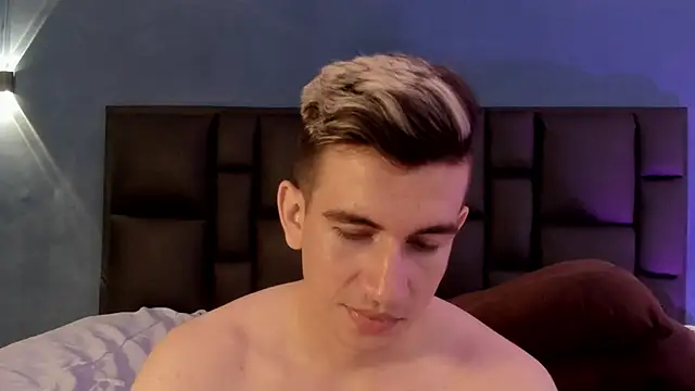 MikaelSlow live sex cam