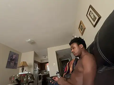 Bigdicktrick227 live sex cam