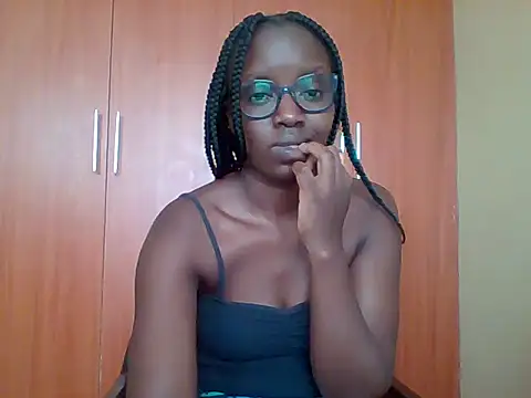 sexy_darleen23's cam snapshot