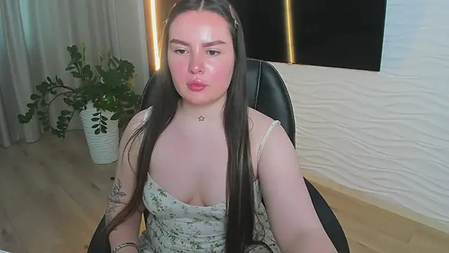 Mia_Milkvey's cam snapshot