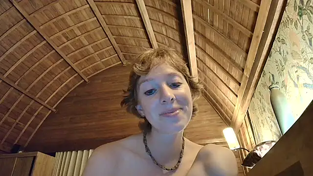 Ida-Rose live sex cam