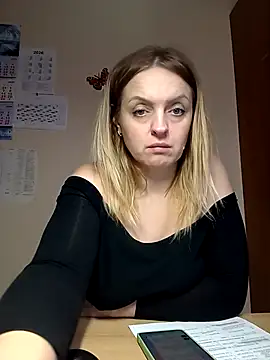 Ami_Foxy's cam snapshot