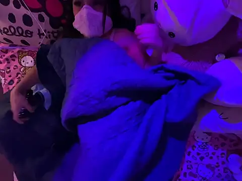 Onlypawzz's cam snapshot