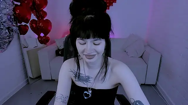 HollyDennis's cam snapshot