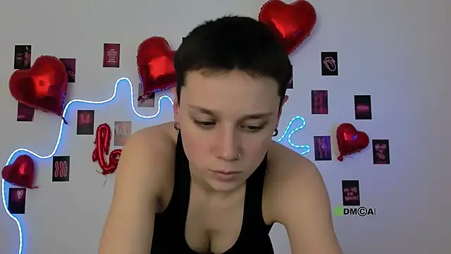 emi_fade's cam snapshot