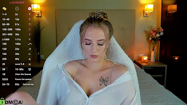 Stacy_River's cam snapshot