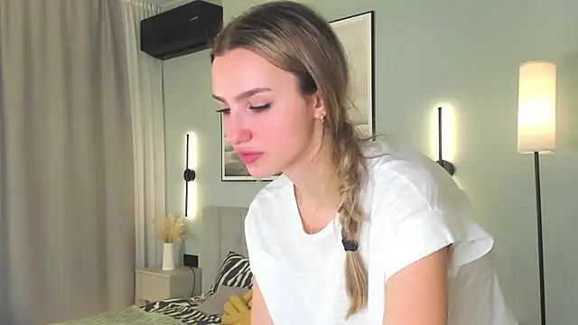 EclipseUrge's cam snapshot