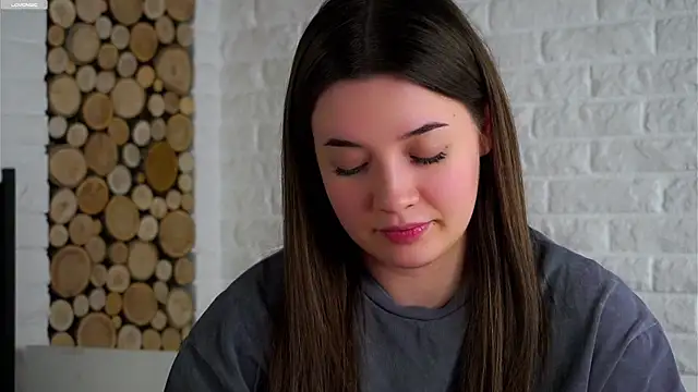 LowOncoming's cam snapshot