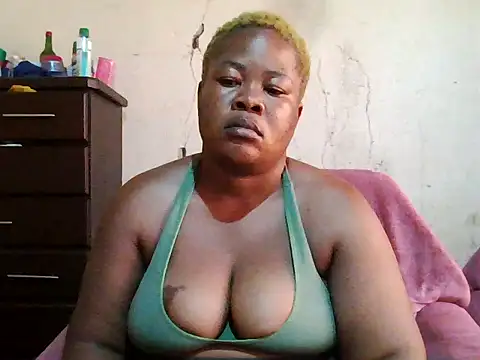 Bustyass93's cam snapshot