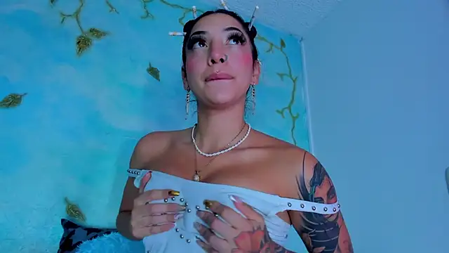 SaturnooStonee's cam snapshot