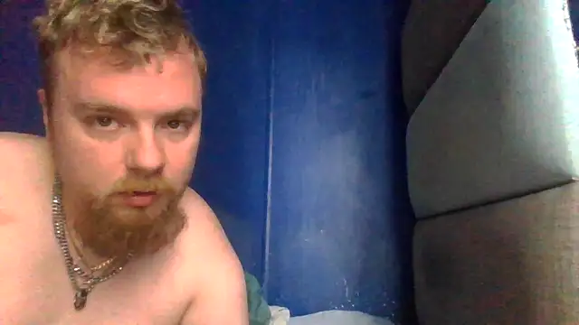 Sissy_roxxi live sex cam