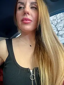 MilfNextDoor20 live sex cam