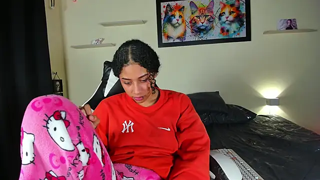 meredit_cris23 live sex cam