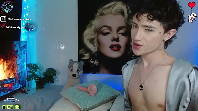 maxiy_001 live sex cam