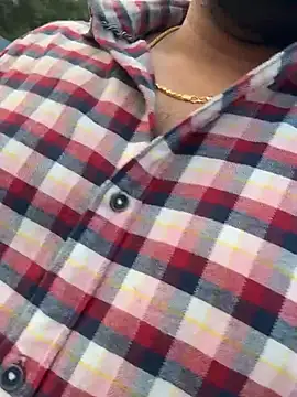 FlirtyxBoy live sex cam