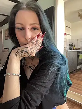 BlueVelvetBat live sex cam