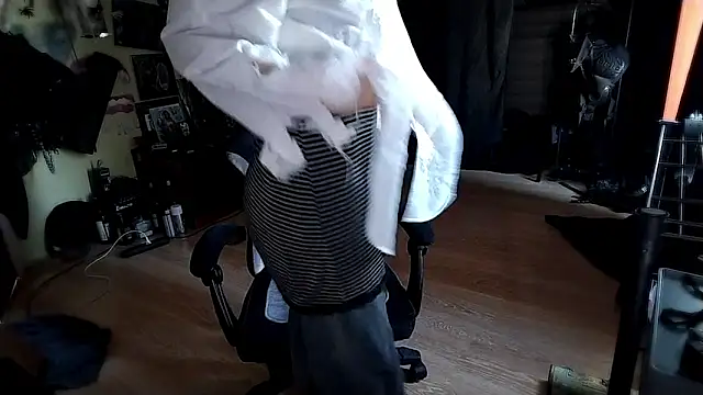 Shempert_ghot's cam snapshot