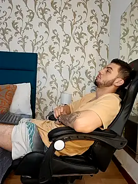 Michael_magno live sex cam