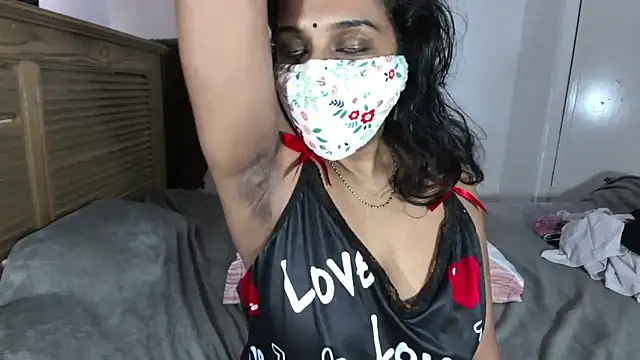 ArathyNambyarMallu live sex cam