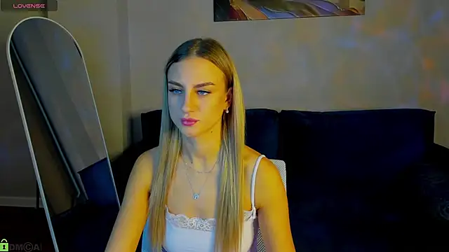 Silen_Tori's cam snapshot