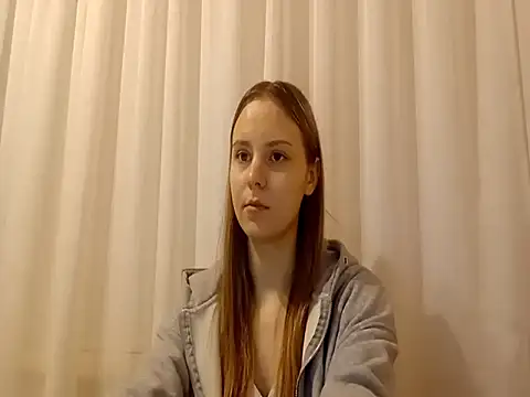 CrackShirker's cam snapshot