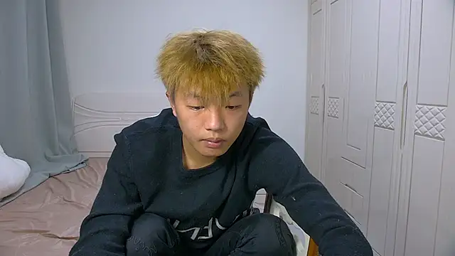 Chocolates-001's cam snapshot